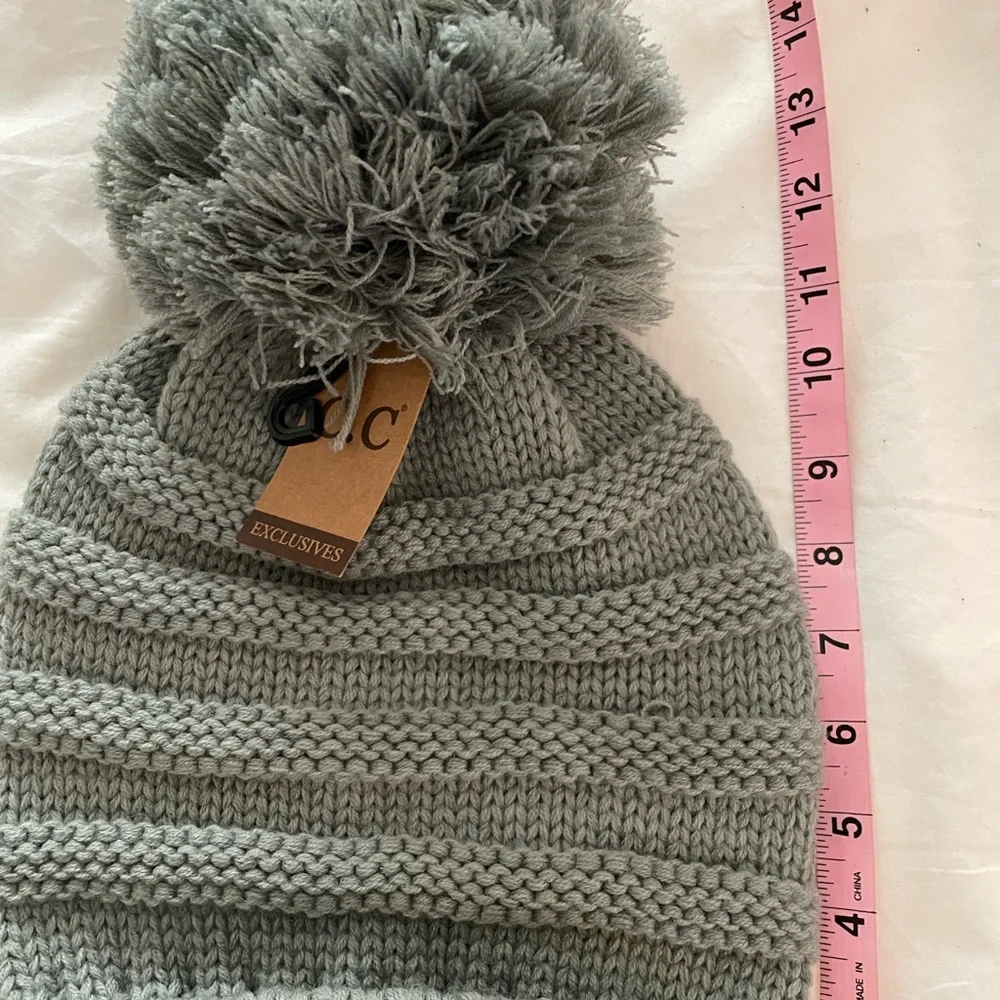 CC Grey Knit Beanie with Pom Pom Soft,warmth NWT new!